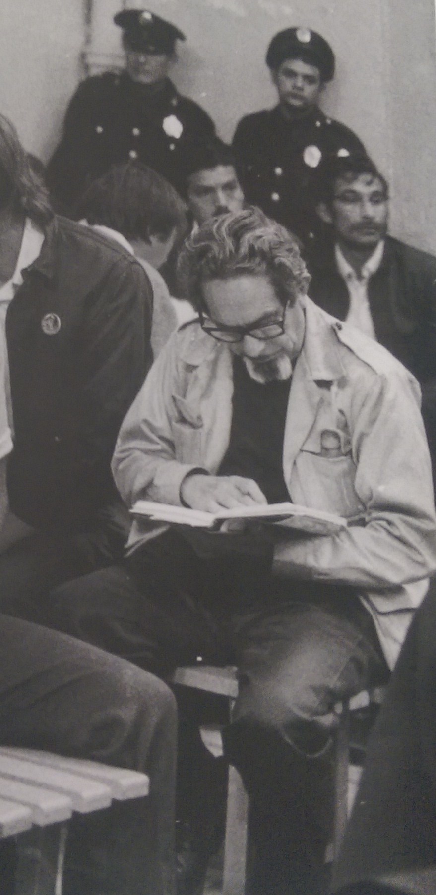 Revueltas leyendo lecumberri